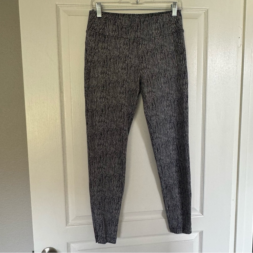 Athleta textured tights